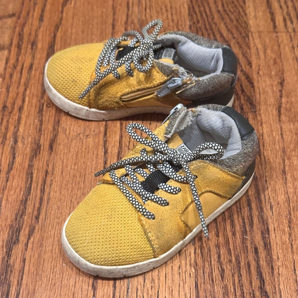 Zara Toddler Boys Shoes Yellow and Gray Kids Sneakers US5.5 / EU21